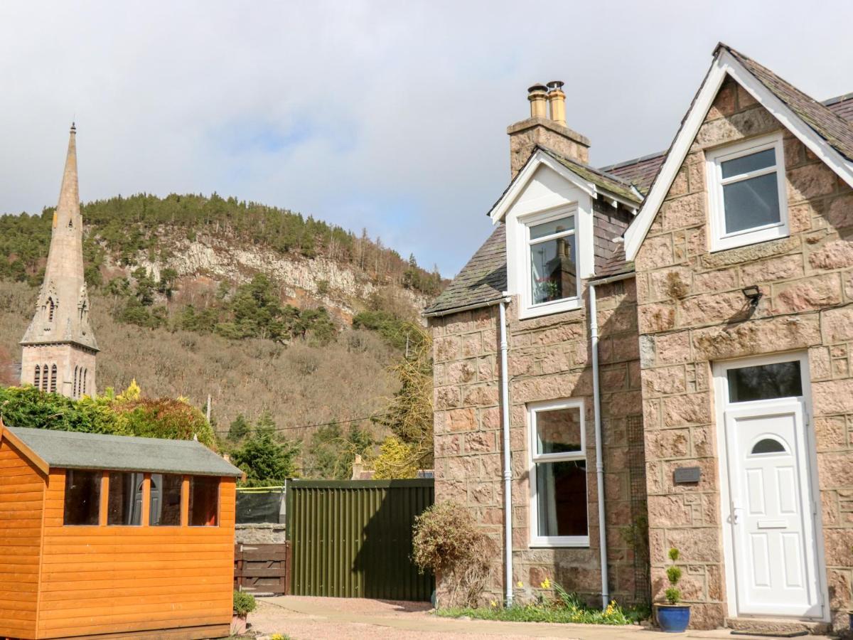 Gairnlea Cottage バラター エクステリア 写真